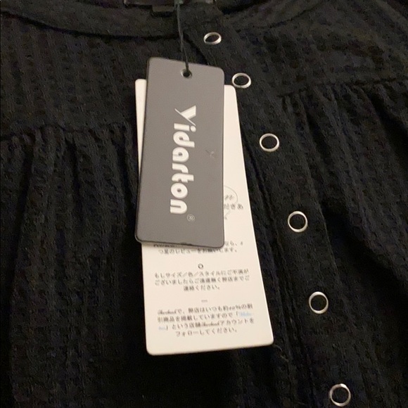 Top - Picture 2 of 4